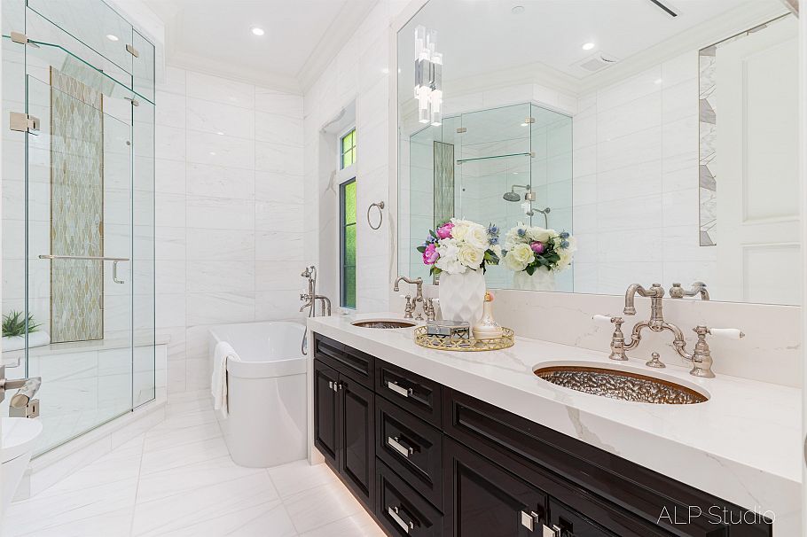 6038 Marguerite Street Vancouver, BC - 19