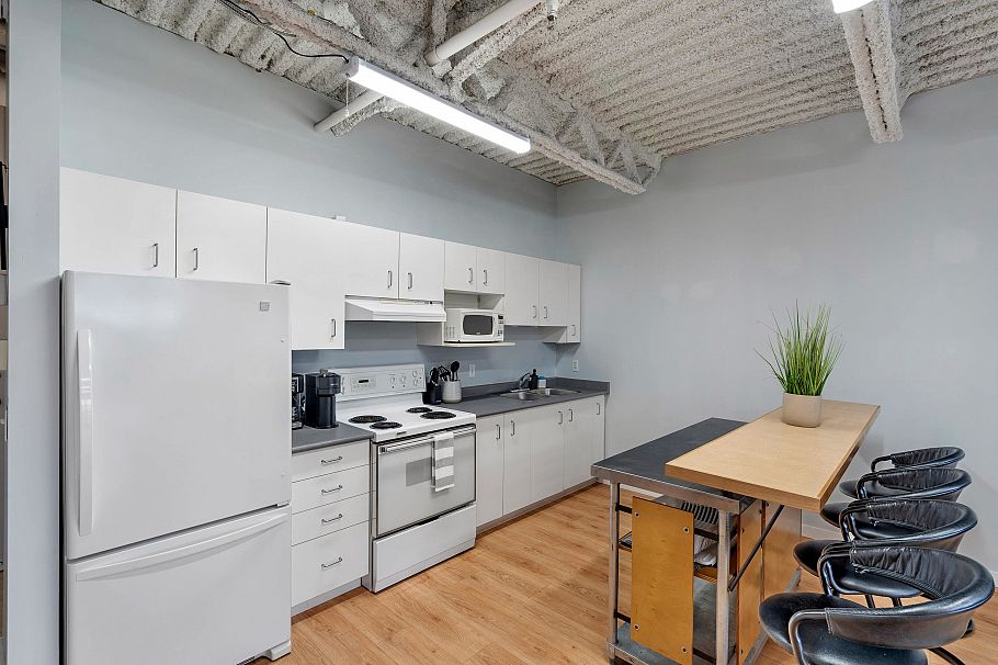 306 350 E 2nd Avenue Vancouver, BC - 5