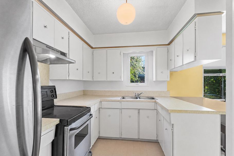 4334 Quebec Street Vancouver, BC - 37