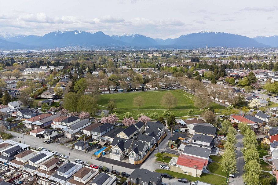 2316 Brock Street Vancouver, BC - 30