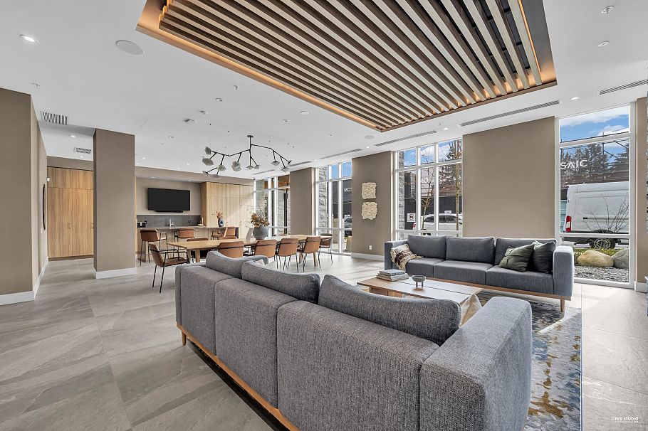 1101 2375 Emery Court North Vancouver, BC - 32