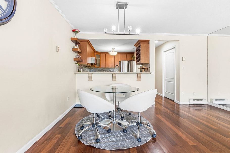 3 2150 SE Marine Drive Vancouver, BC - 8