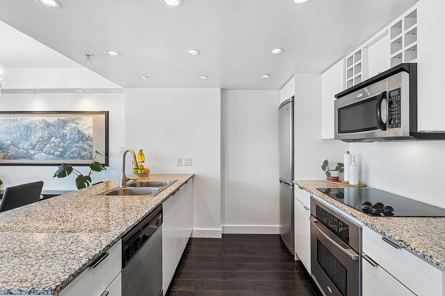 PH2605 788 Hamilton Street Vancouver, BC - 6