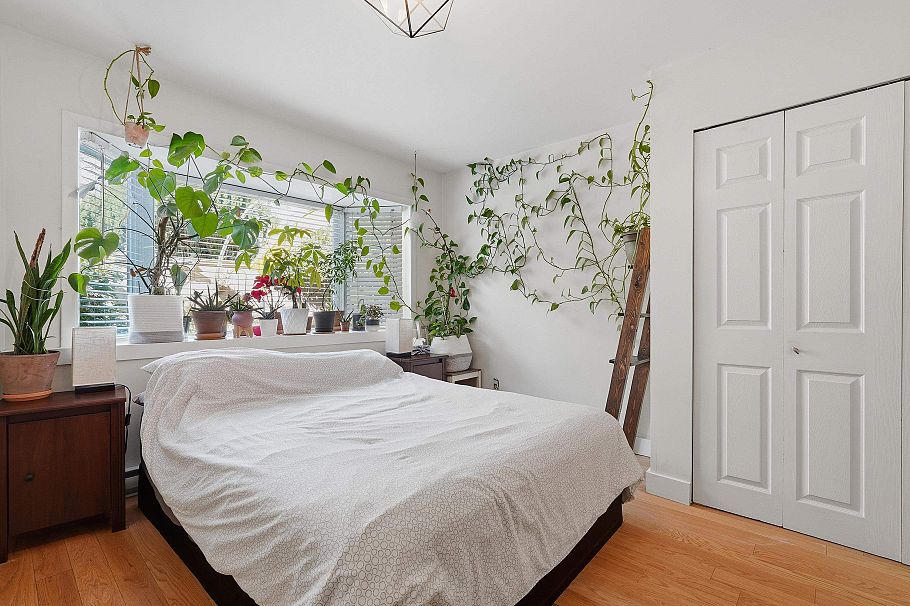 1 1606 W 10th Avenue Vancouver, BC - 12