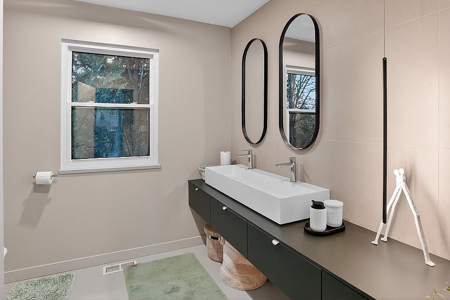 2221 Bowser Avenue North Vancouver, BC - 28