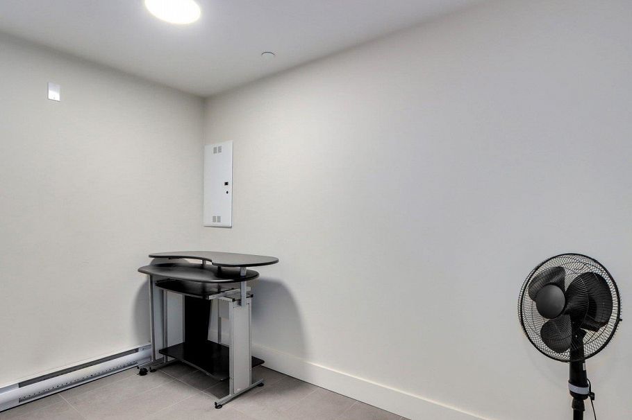 3 115 W Queens Road North Vancouver, BC - 20