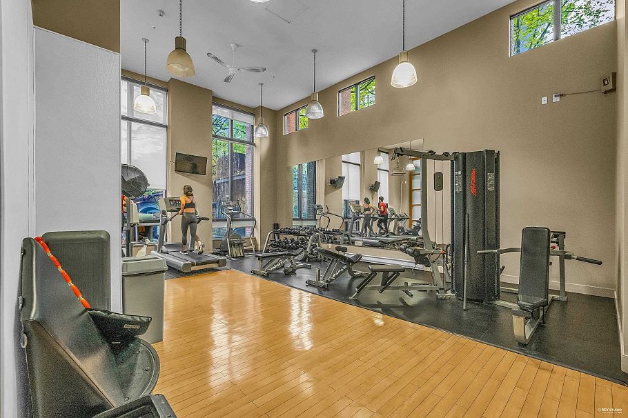 410 909 Mainland Street Vancouver, BC - 23