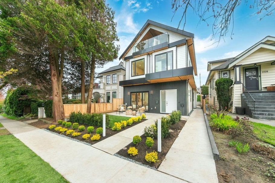 1 3708 W 18th Avenue Vancouver, BC - 2