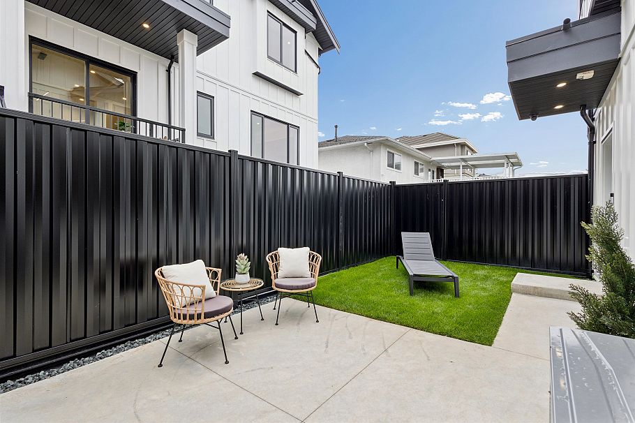 1 3639 E 46th Avenue Vancouver, BC - 27