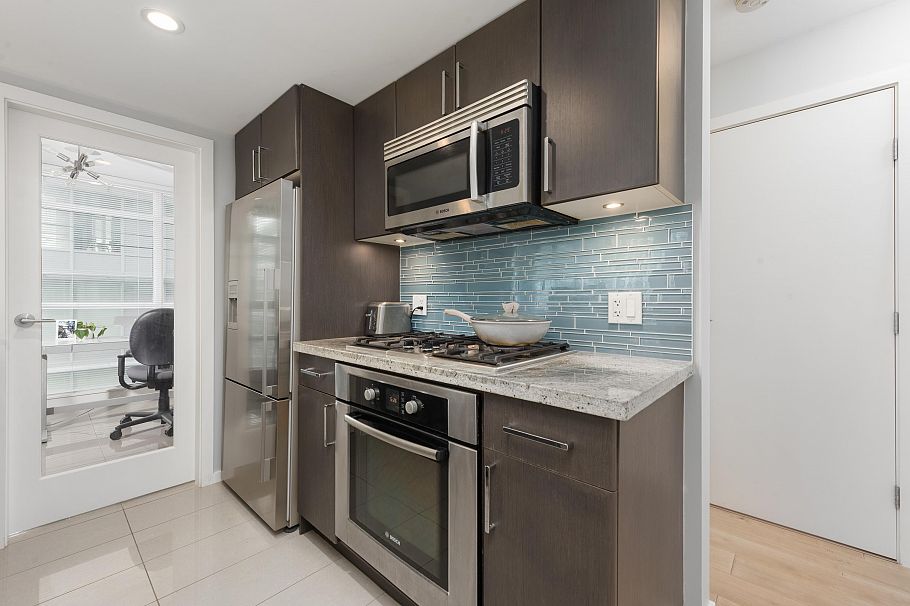 306 89 W 2nd Avenue Vancouver, BC - 4