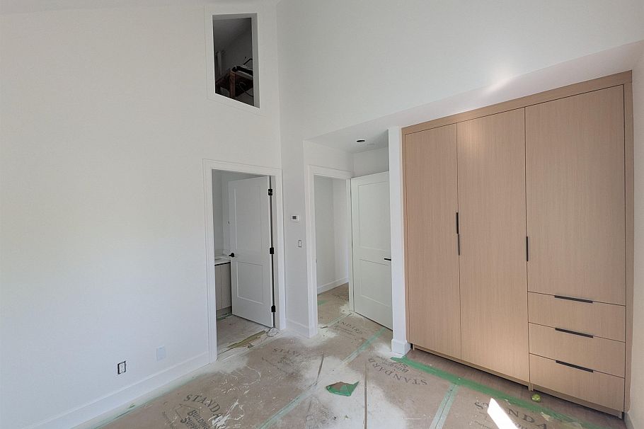 918 E 16th Avenue Vancouver, BC - 15