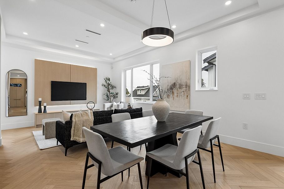 1 3637 E 46th Avenue Vancouver, BC - 9