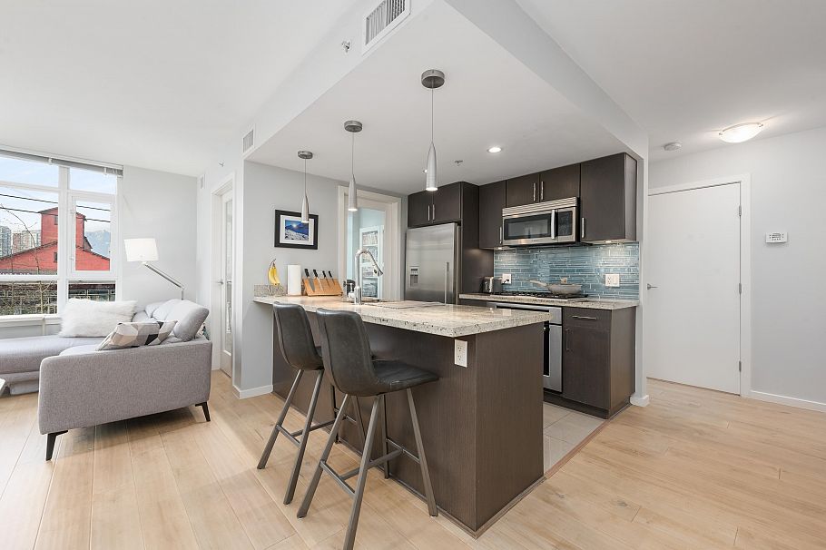 306 89 W 2nd Avenue Vancouver, BC - 3