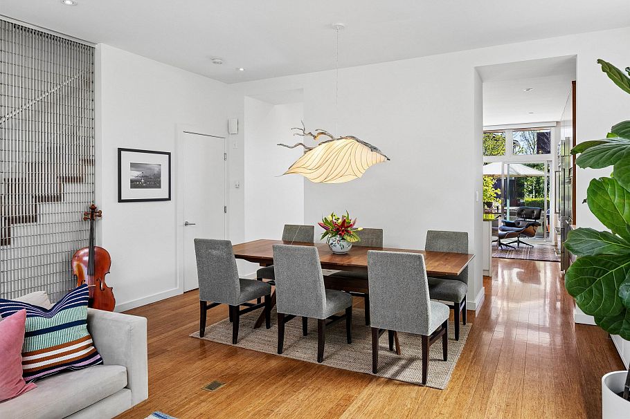 626 E 22 Avenue Vancouver, BC - 8