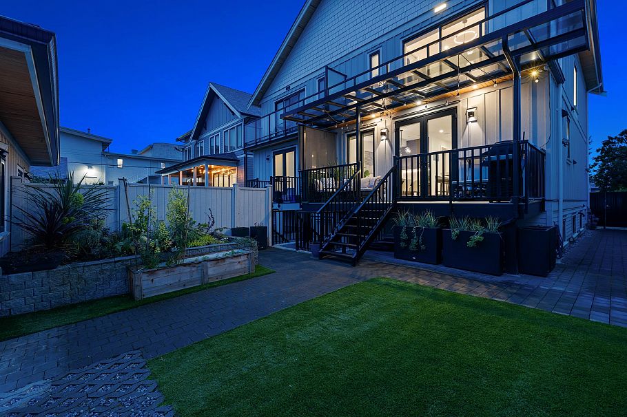 1440 E 17th Avenue Vancouver, BC - 30