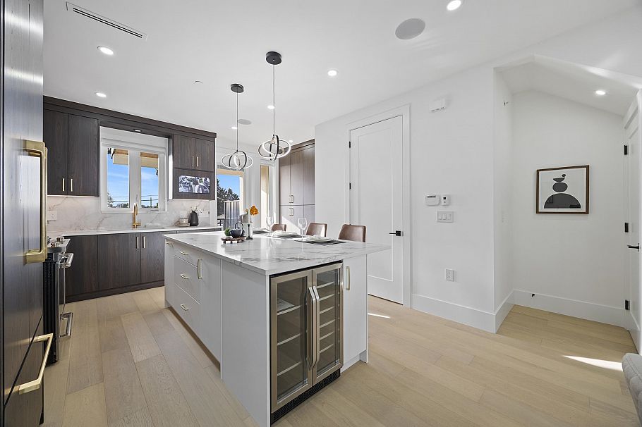 1 7361 Fraser Street Vancouver, BC - 13