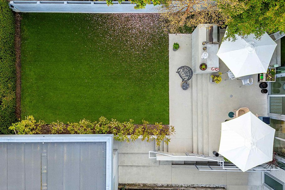 4056 W 36th Avenue Vancouver, BC - 36