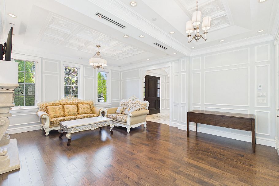 738 W 54th Avenue Vancouver, BC - 6
