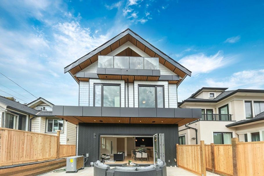 2 3708 W 18th Avenue Vancouver, BC - 16