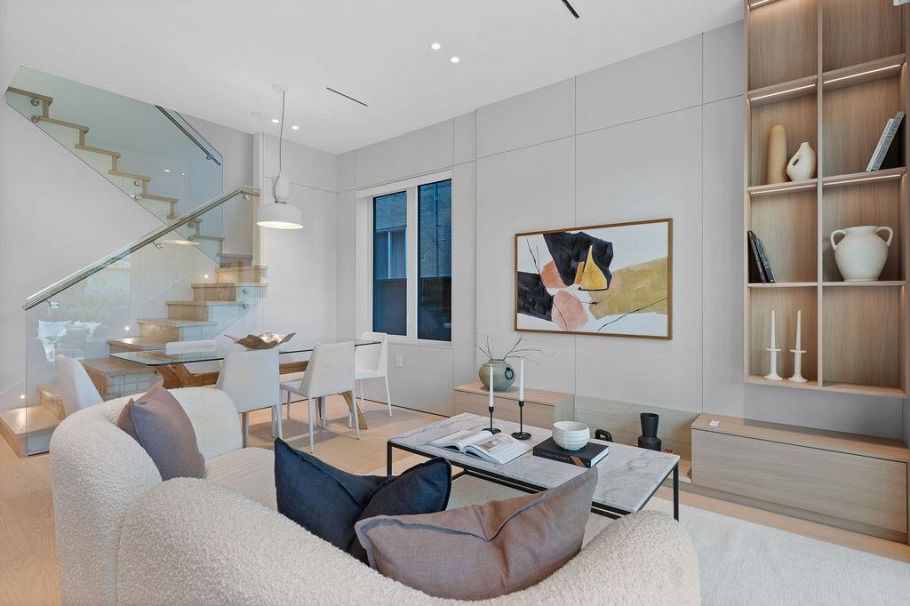 1 2935 W 15th Avenue Vancouver, BC - 5