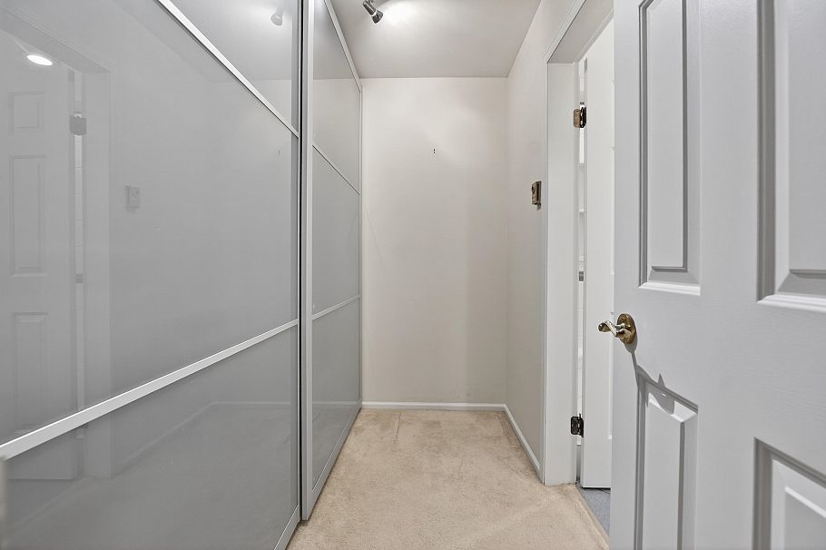 4 3301 W 16th Avenue Vancouver, BC - 27