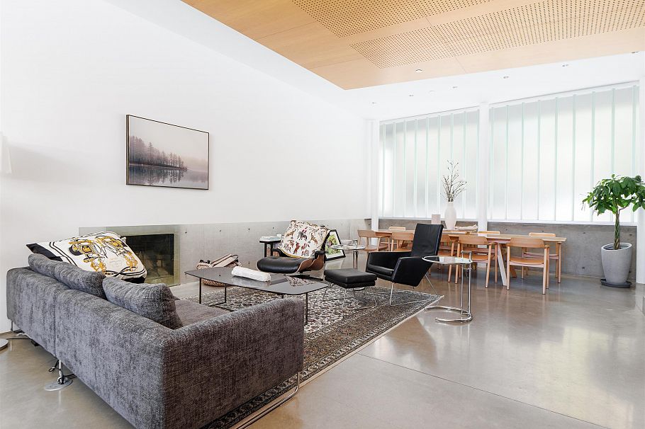 4056 W 36th Avenue Vancouver, BC - 9