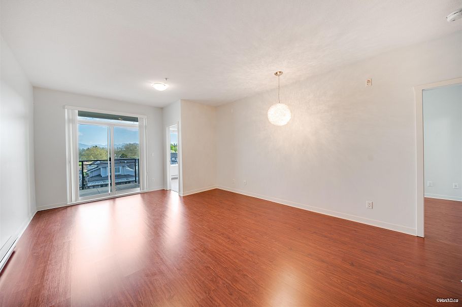 329 2239 Kingsway Vancouver, BC - 2