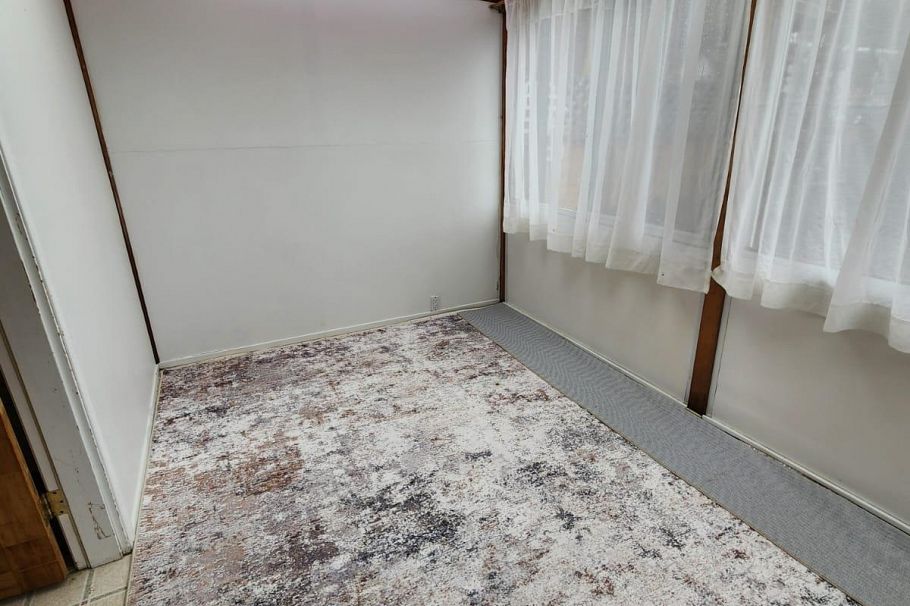 7544 Main Street Vancouver, BC - 9