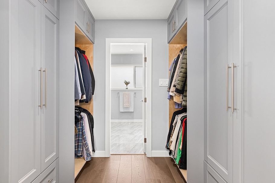 219 E 26th Street North Vancouver, BC - 16