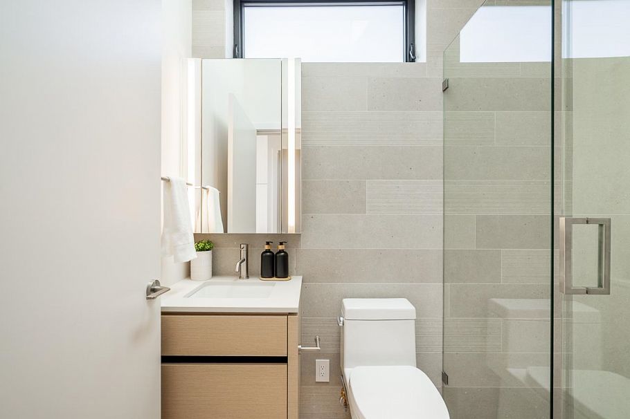 2 372 E 37 Avenue Vancouver, BC - 21