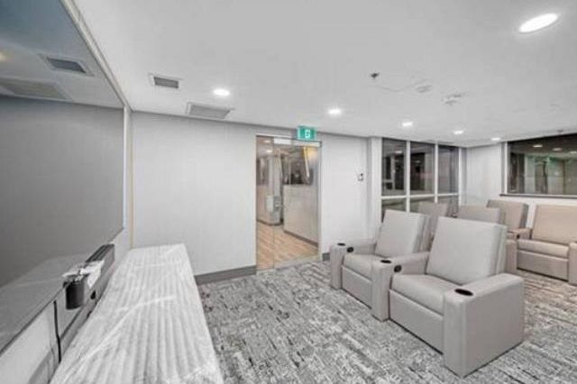 1504 1632 Lions Gate Lane North Vancouver, BC - 13