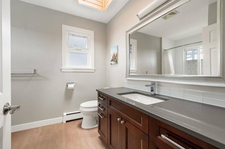 3639 E 26th Avenue Vancouver, BC - 21