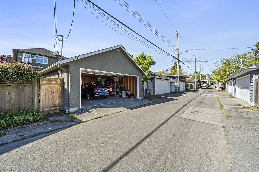 2925 W 21st Street Vancouver, BC - 25