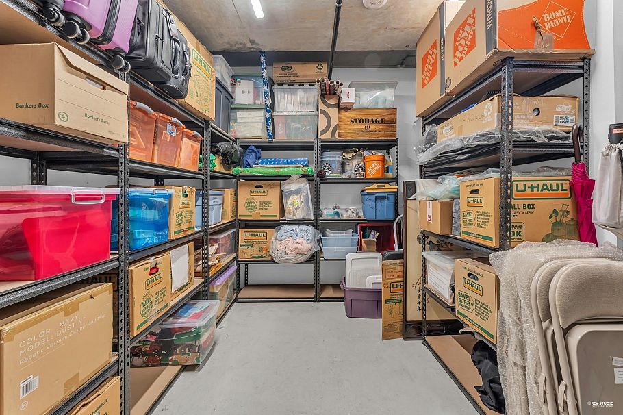 1101 2375 Emery Court North Vancouver, BC - 29