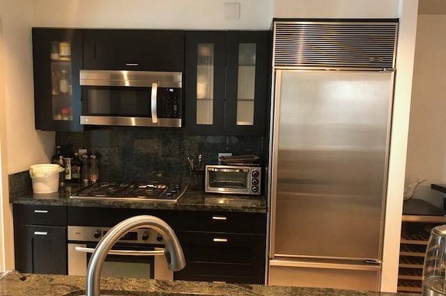 1004 590 Nicola Street Vancouver, BC - 4