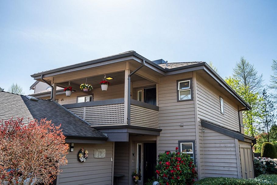 836 Roche Point Drive North Vancouver, BC - 1