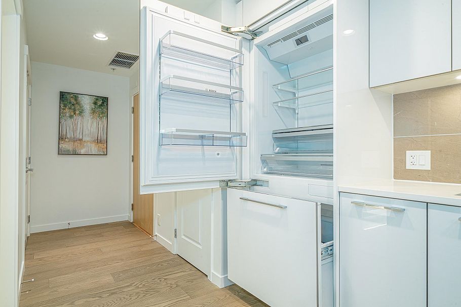 201 3533 Ross Drive Vancouver, BC - 19