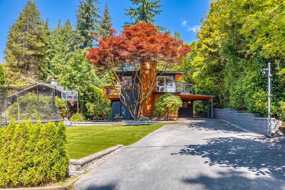 466 E Kings Road North Vancouver, BC - 3