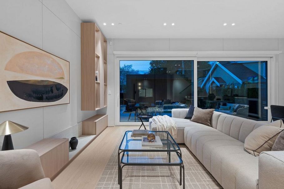 2 2935 W 15th Avenue Vancouver, BC - 6