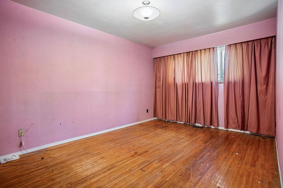 1388 E 60th Avenue Vancouver, BC - 17