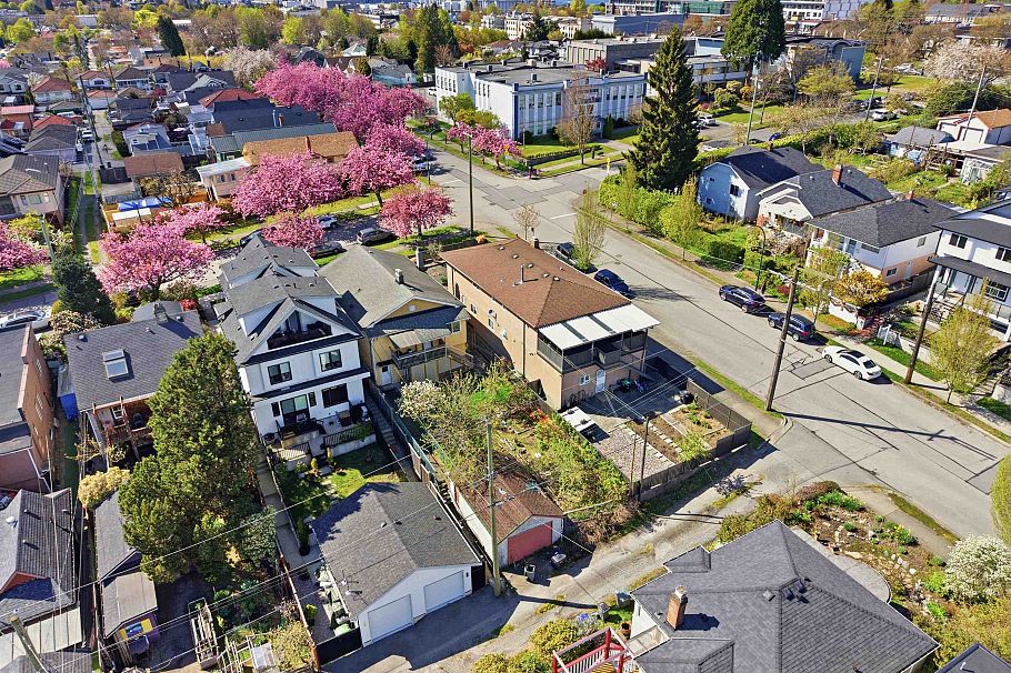620 Slocan Street Vancouver, BC - 32
