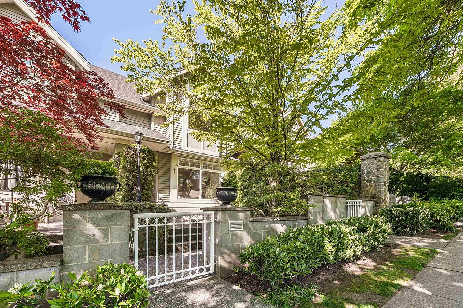 1823 Napier Street Vancouver, BC - 40