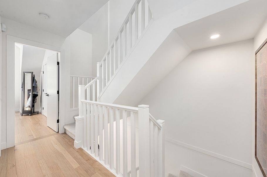 1823 Napier Street Vancouver, BC - 19