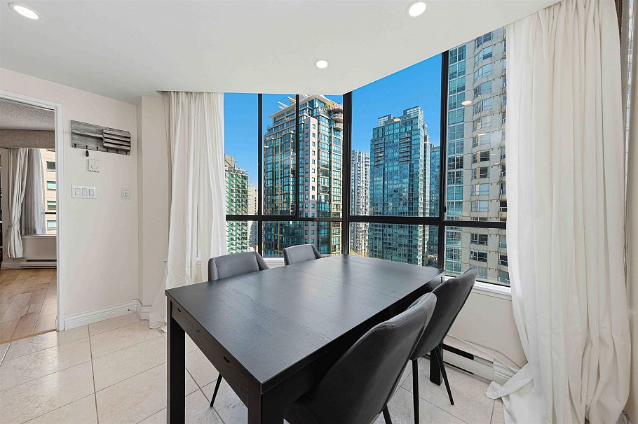 1602 738 Broughton Street Vancouver, BC - 13