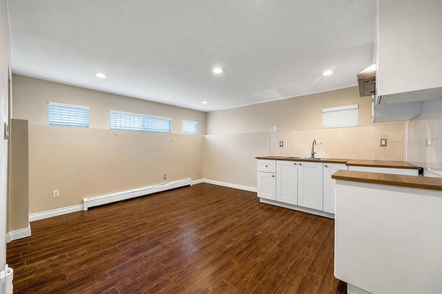 3639 E 26th Avenue Vancouver, BC - 28