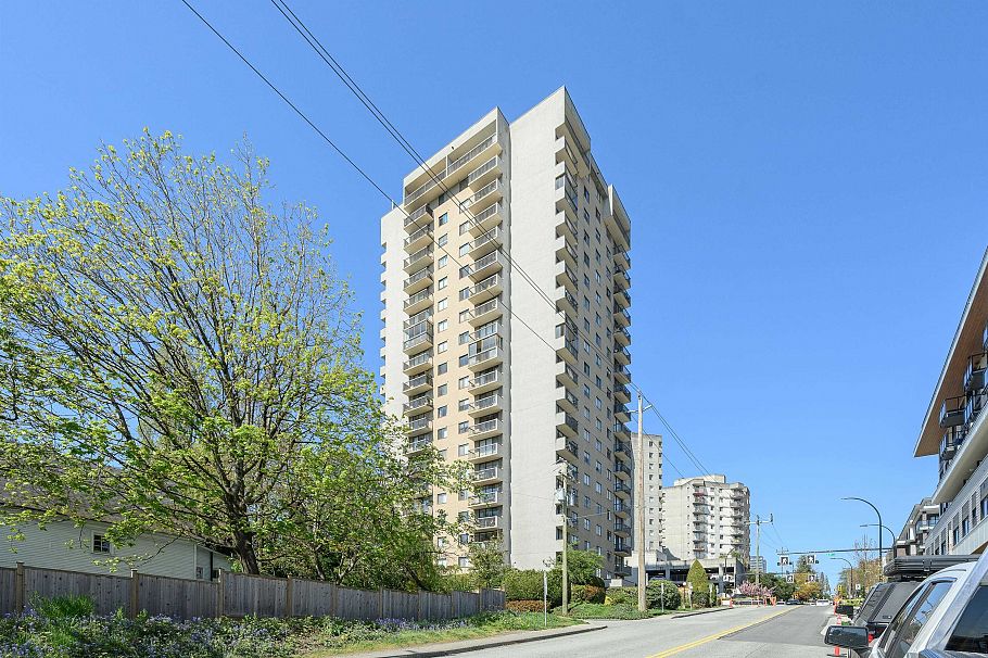 608 145 St. Georges Avenue North Vancouver, BC - 25