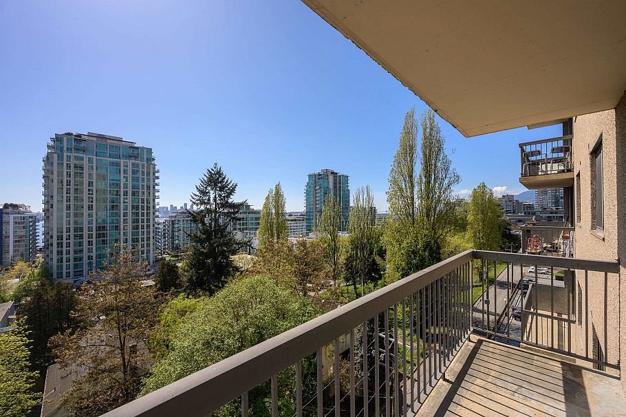 608 145 St. Georges Avenue North Vancouver, BC - 10