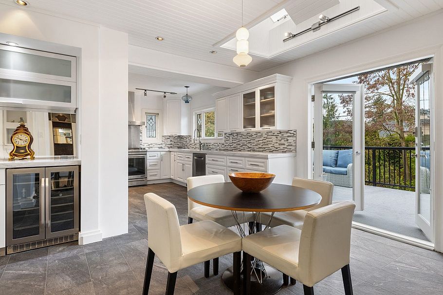 2907 W 30th Avenue Vancouver, BC - 10