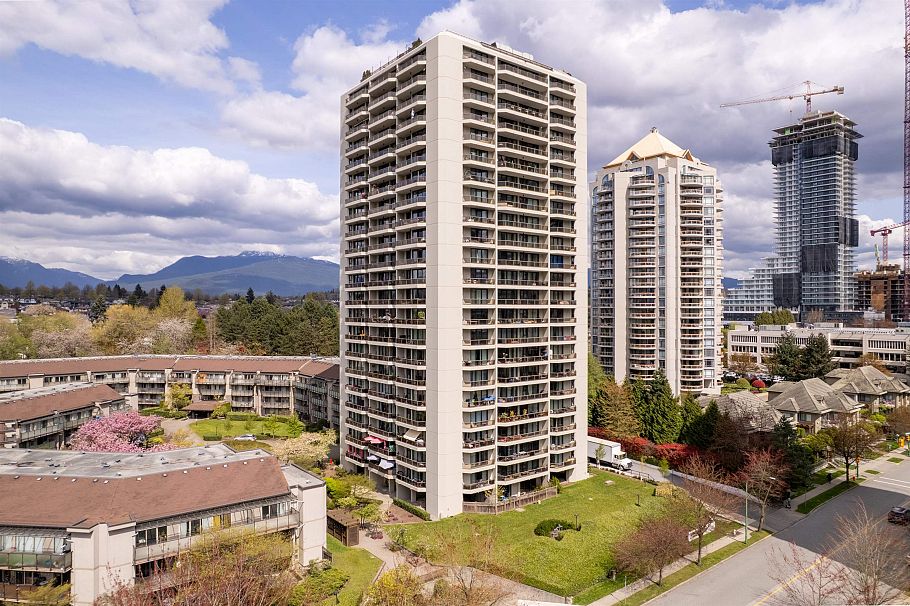 202 4353 Halifax Street Burnaby, BC - 1