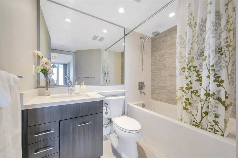 2301 4189 Halifax Street Burnaby, BC - 2